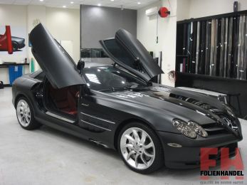 Q555 Matt schwarz Folie: 153 cm x 100 cm