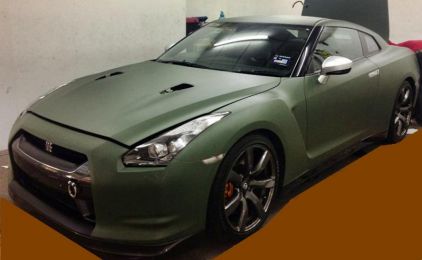 Q552 Matt milit�rgr�n Folie: 153 cm x 100 cm